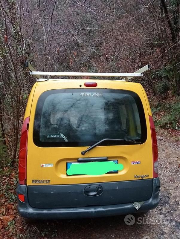 Usata Renault Kangoo 80 CV (58 kW) 2000 Giallo Monovolume