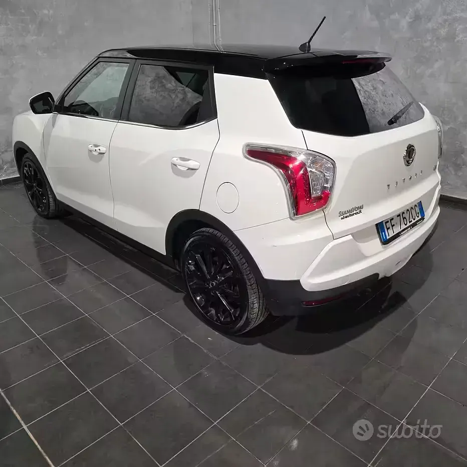 Usata SsangYong Tivoli 116 CV (85 kW) 2016 Bianco SUV