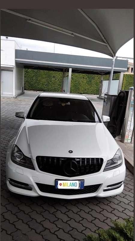 Usata Mercedes C200 Executive 136 CV (100 kW) 2011 Berlina
