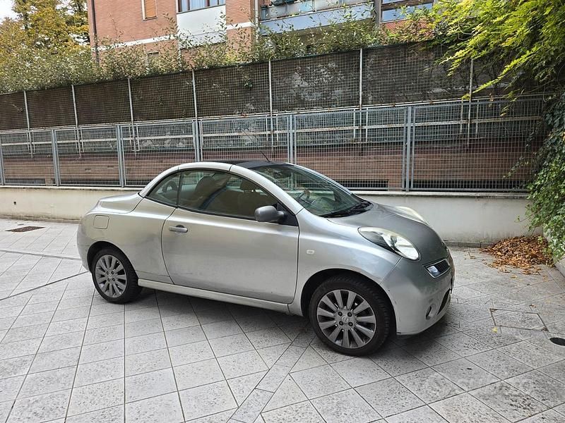 Usata Nissan Micra C+C 110 CV (80 kW) 2009 Grigio Cabrio