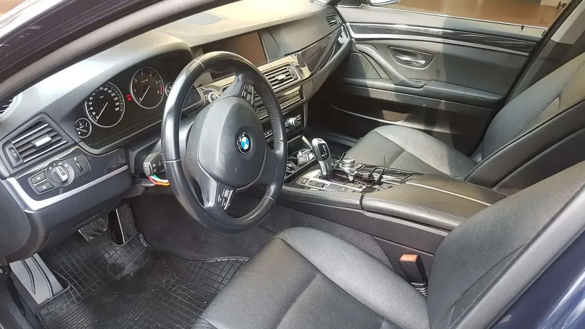 Usata BMW 525 218 CV (160 kW) 2012 Blu/azzurro Station wagon