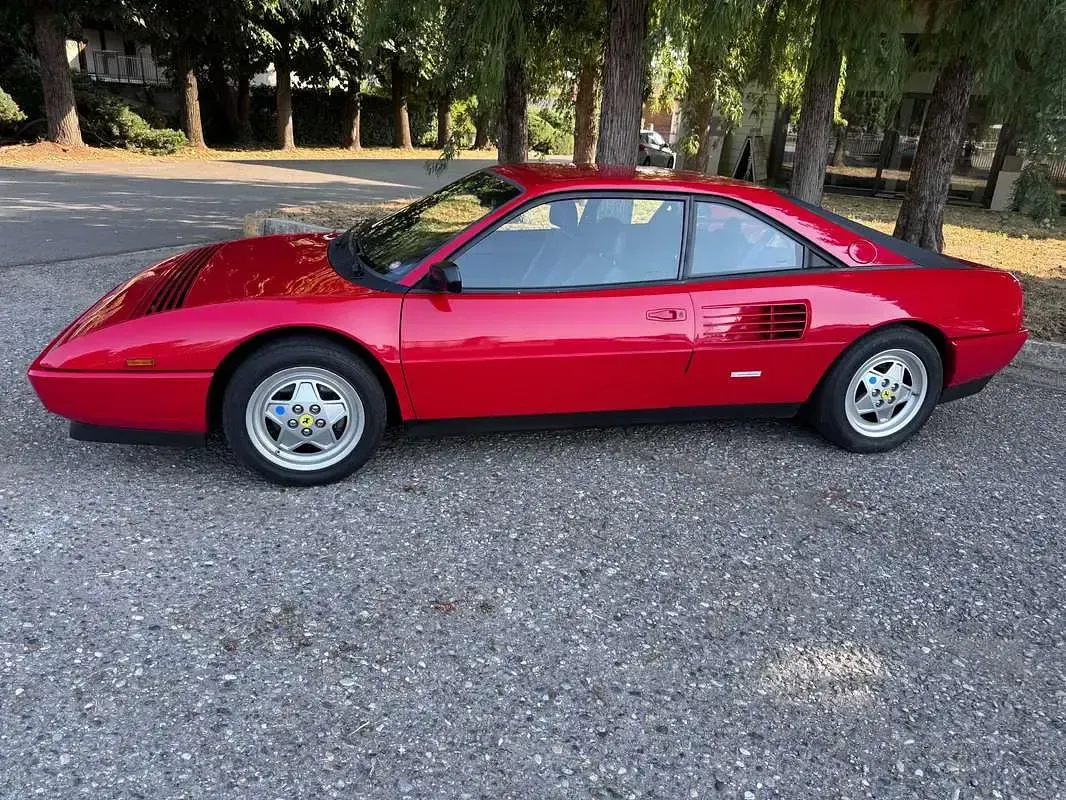 Usata Ferrari Mondial 269 CV (197 kW) 1991 Rosso