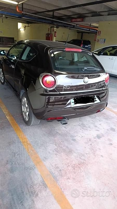 Usata Alfa Romeo MiTo 105 CV (77 kW) 2013 Nero Utilitaria