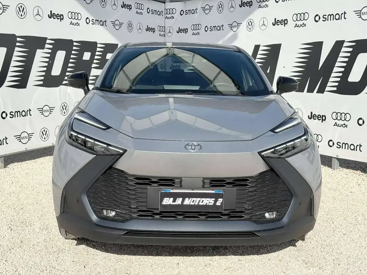 Usata Toyota C-HR Lounge 98 CV (72 kW) 2025 Grigio SUV