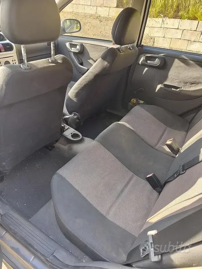 Usata Opel Corsa 2004 Utilitaria