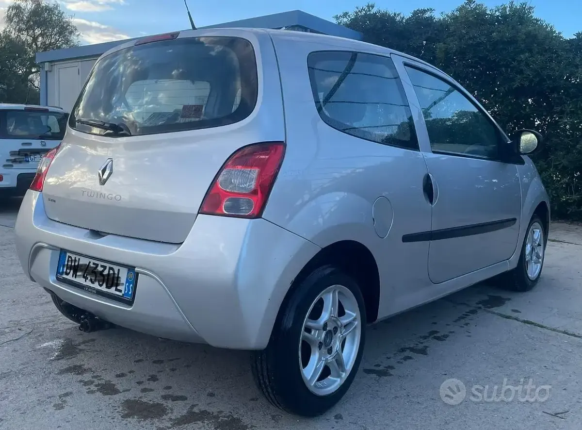 Usata Renault Twingo 58 CV (42 kW) 2009 Utilitaria
