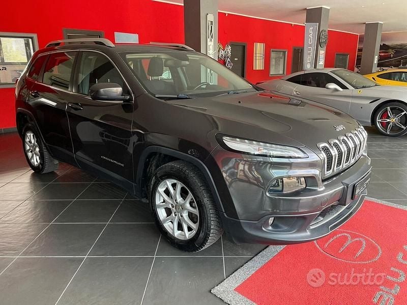 Usata Jeep Cherokee Longitude 140 CV (102 kW) 2015 Grigio SUV