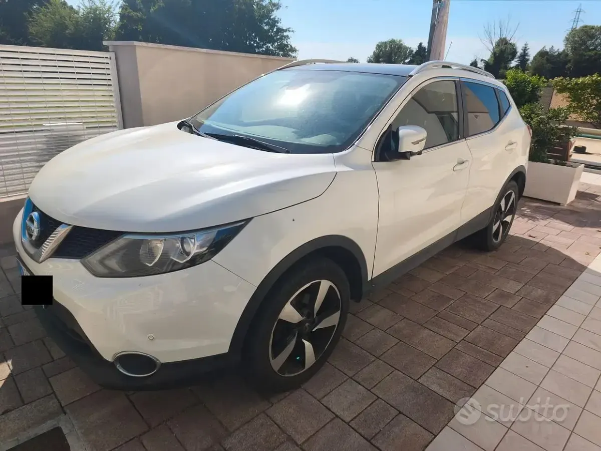 Usata Nissan Qashqai Tekna 110 CV (80 kW) 2016 SUV