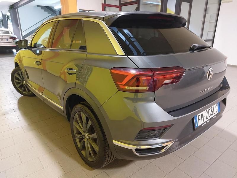 Usata VW T-Roc 150 CV (110 kW) 2017 Giallo SUV