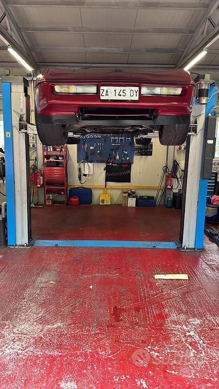 Usata Corvette C4 240 CV (176 kW) 1990 Rosso Cabrio