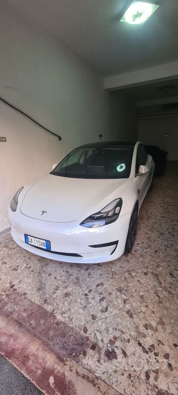 Usata 2020 Tesla Model 3 Tre volumi | 24.900 € (Ottimo prezzo) - Immagine 1/3