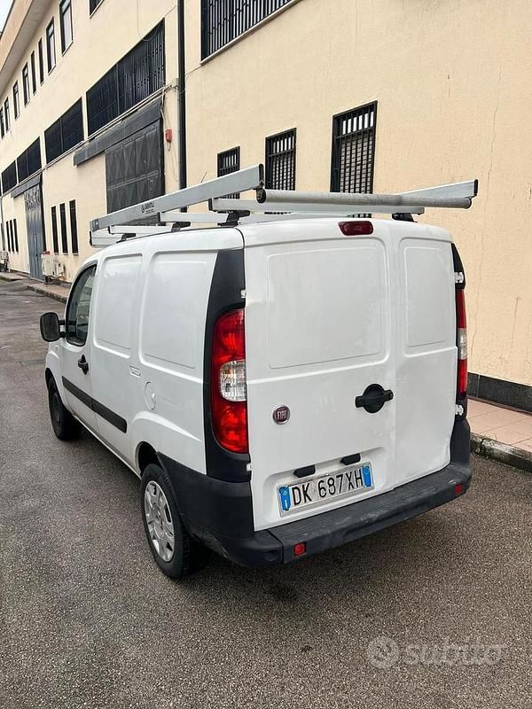 Usata Fiat Doblò 69 CV (50 kW) 2008 Monovolume