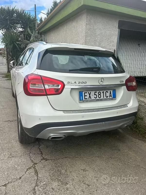Usata Mercedes GLA200 2014 Bianco SUV