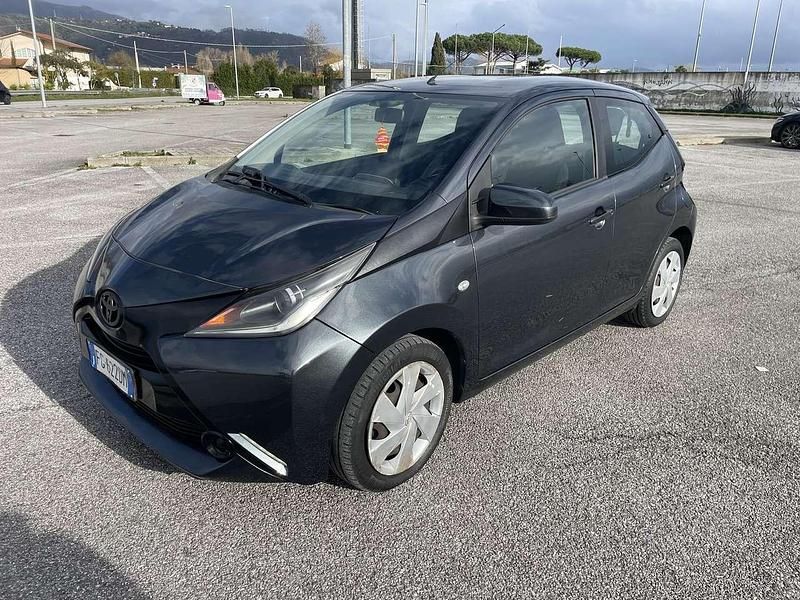 Usata Toyota Aygo X-play 69 CV (50 kW) 2016 Other Utilitaria