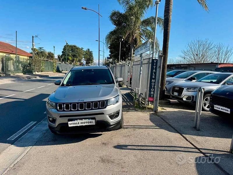 Usata Jeep Compass 140 CV (102 kW) 2019 Grigio SUV