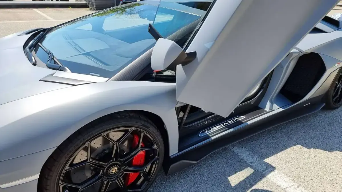 Usata Lamborghini Aventador 780 CV (573 kW) 2022 Cabrio