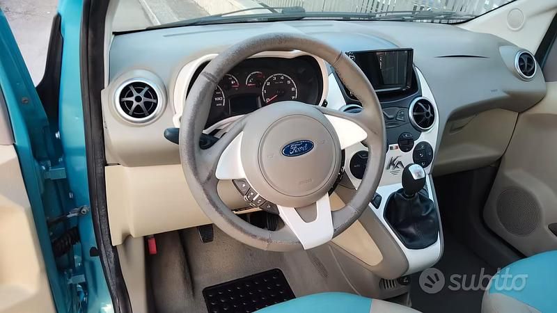 Begagnad Ford Ka 75 HK (55 kW) 2010 Halvkombi