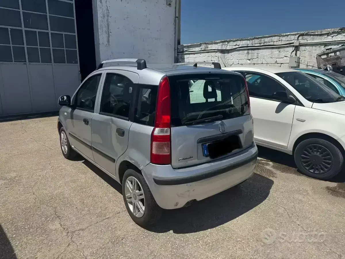 Usata Fiat Panda Emotion 69 CV (50 kW) 2011 Grigio Utilitaria