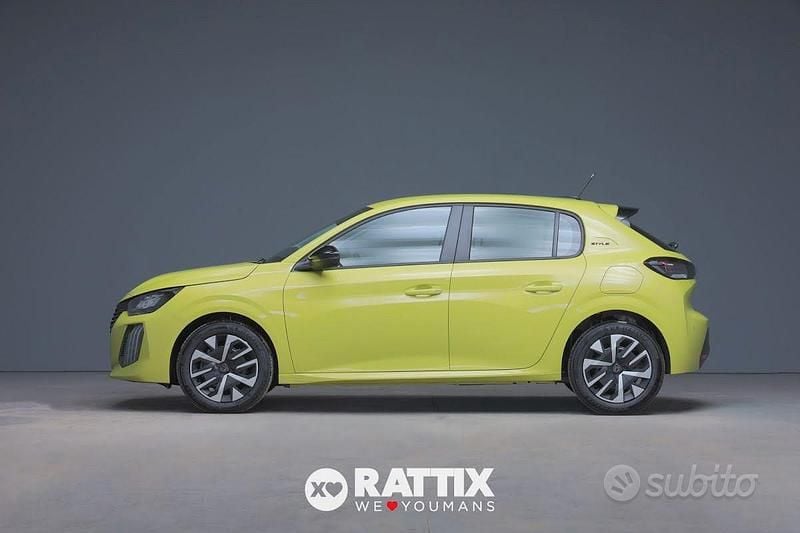 Usata Peugeot 208 Style 101 CV (74 kW) 2025 Giallo agueda Utilitaria