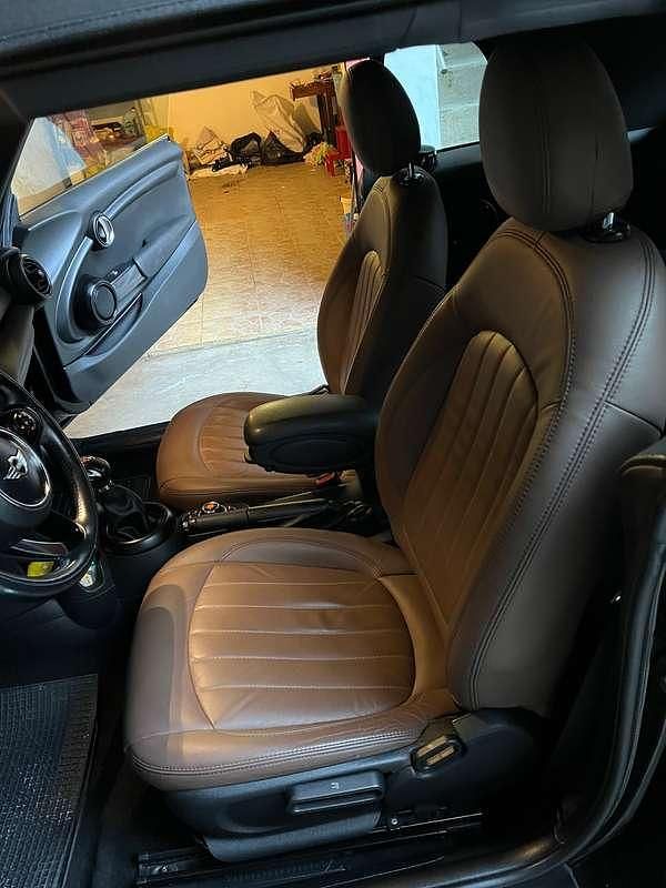 Usata Mini Cooper Cabriolet Hype 136 CV (100 kW) 2017 Cabrio