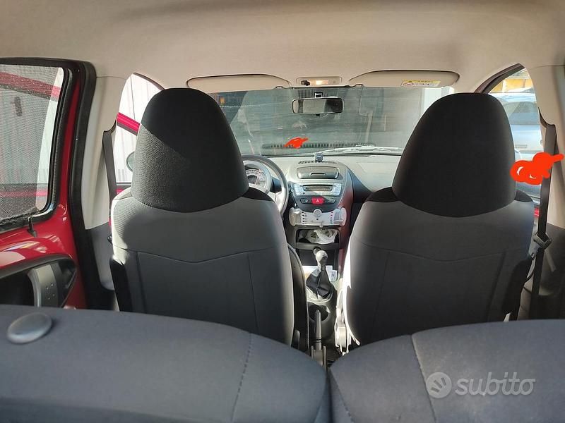 Usata Toyota Aygo 2014 Rosso Utilitaria