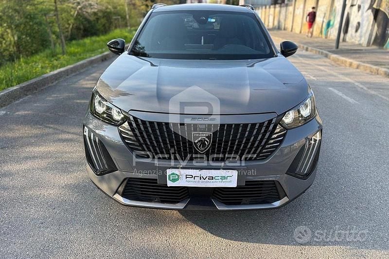 Usata Peugeot 2008 Allure 131 CV (96 kW) 2024 Grigio SUV