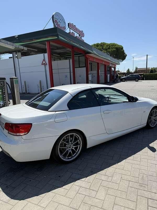 Usata BMW 320 Cabriolet M Sport 177 CV (130 kW) 2008 Bianco Cabrio