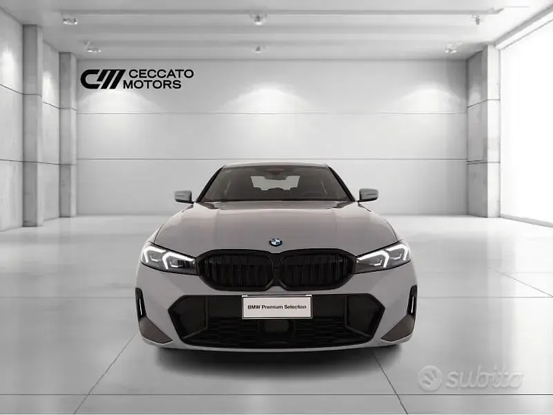 Usata BMW 320 M Sport 190 CV (139 kW) 2025 Grigio Berlina