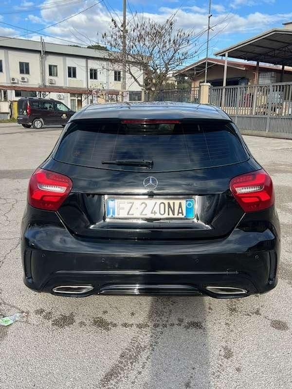Usata Mercedes A200 Business 136 CV (100 kW) 2016 Nero Berlina