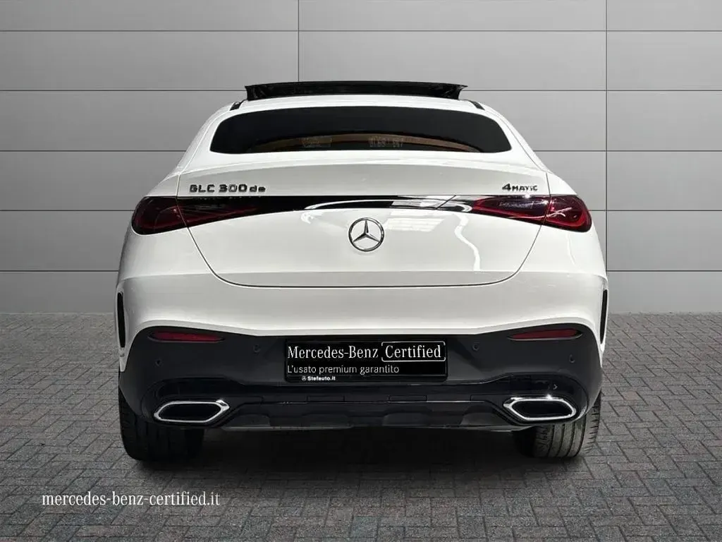 Usata Mercedes GLC300 AMG Line Premium Plus 197 CV (144 kW) 2023 Bianco polare SUV