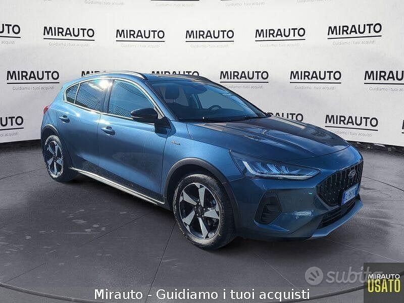 Usata Ford Focus Active 125 CV (91 kW) 2022 Grigio scuro Berlina