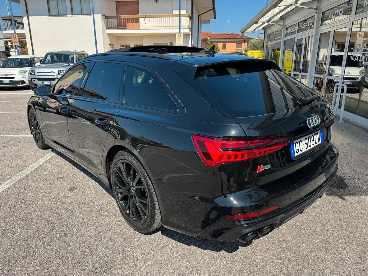 Usata Audi S6 349 CV (256 kW) 2020 Nero Station wagon