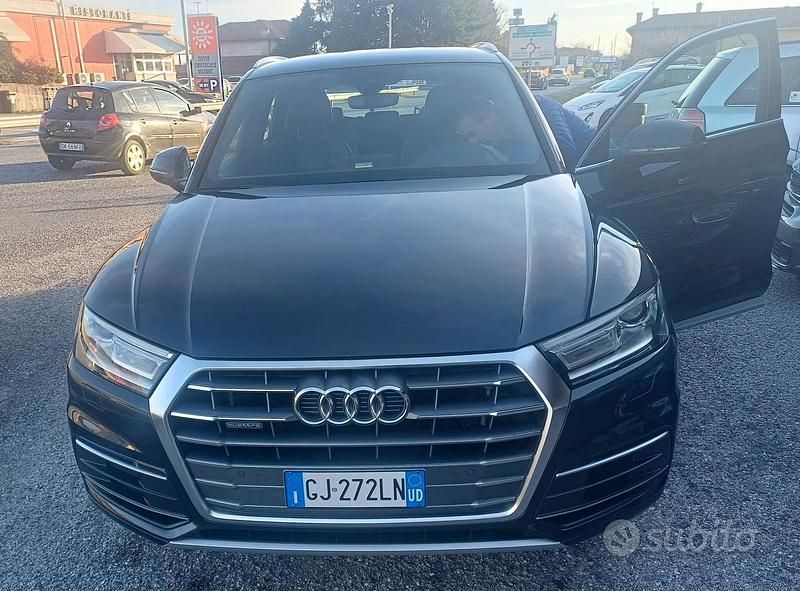 Blu Usata 2019 Audi Q5 S-Line SUV | 29.500 € (Buon prezzo) - Immagine 1/4