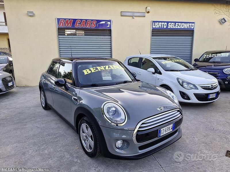 Grigio Usata 2015 Mini Cooper Due volumi | 8800 € (Buon prezzo) - Immagine 1/4