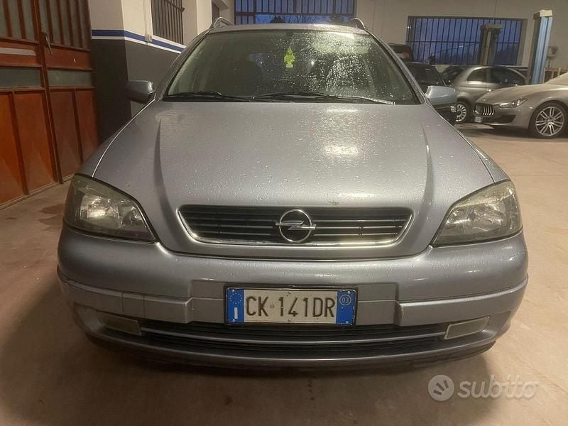 Usata Opel Astra Njoy 74 CV (54 kW) 2003 Grigio Station wagon