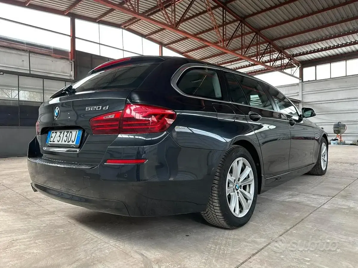 Usata BMW 520 190 CV (139 kW) 2015 Grigio Station wagon