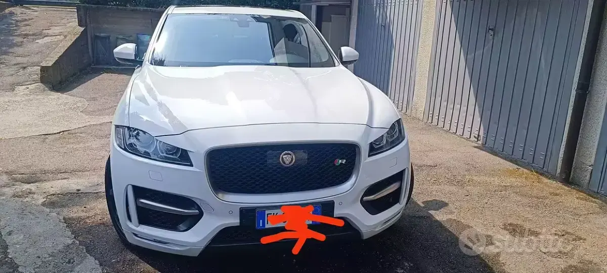 Usata Jaguar F-Pace 250 CV (183 kW) 2017 Bianco SUV