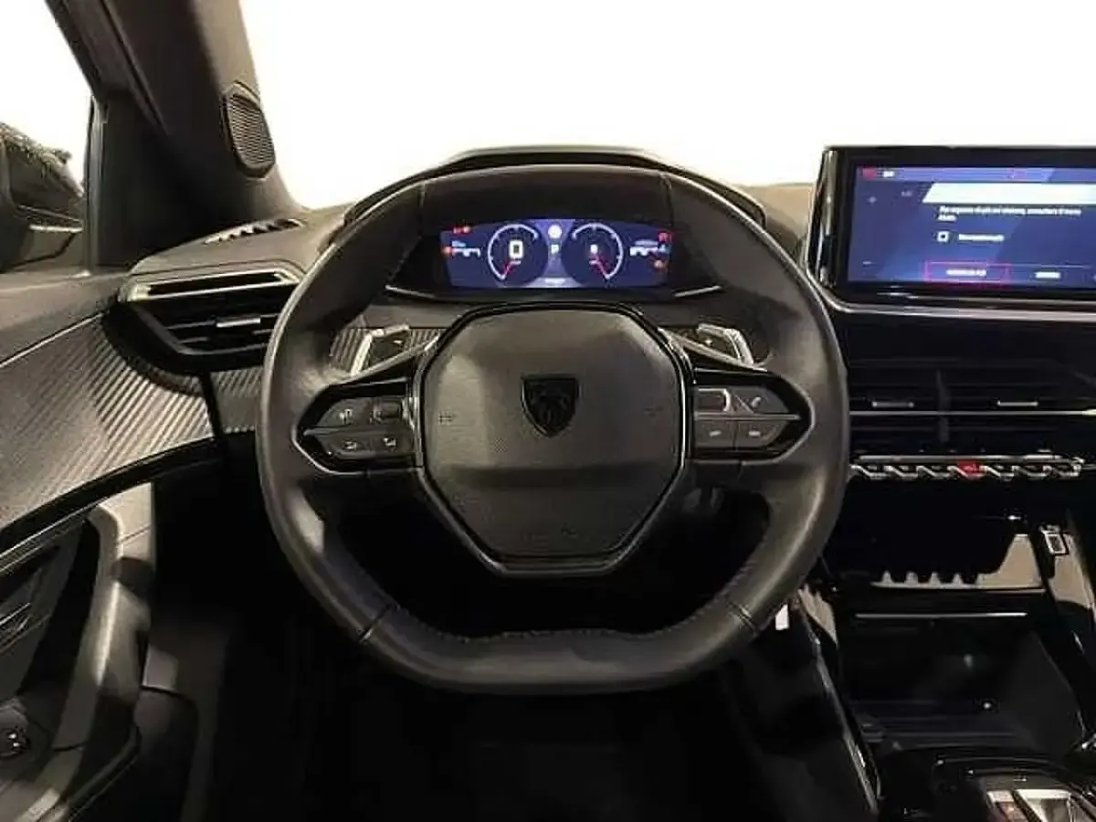 Usata Peugeot 2008 Allure 130 CV (95 kW) 2023 Grigio SUV