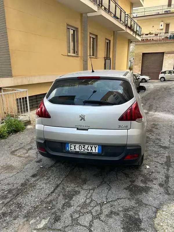 Usata Peugeot 3008 Business-Line 114 CV (83 kW) 2015 Station wagon