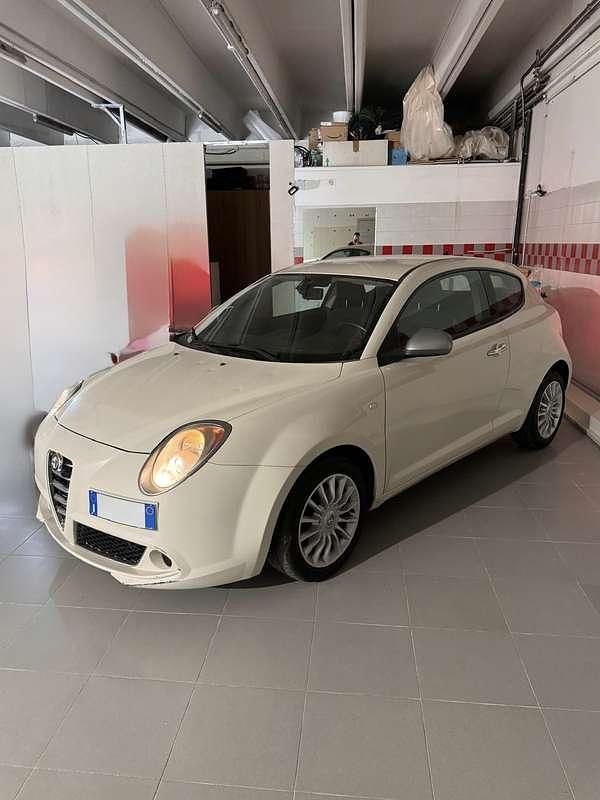 Second-hand Alfa Romeo MiTo Progression 84 CP (61 kW) 2015 Hatchback