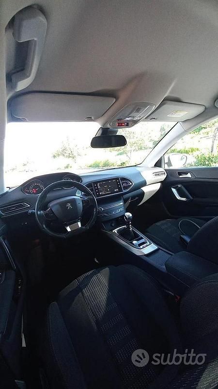 Usata Peugeot 308 115 CV (84 kW) 2015 Bianco Station wagon