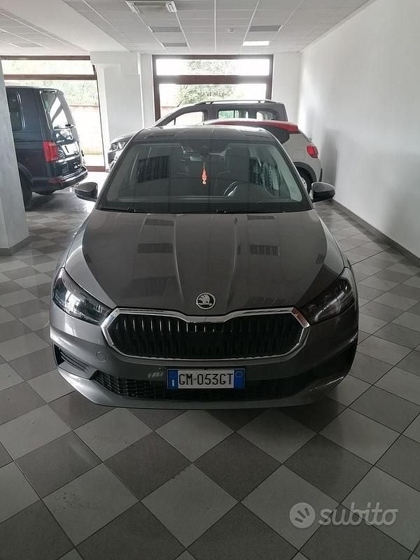 Usata Skoda Fabia Ambition 65 CV (47 kW) 2023 Grigio Utilitaria