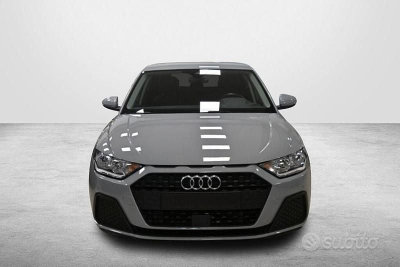 Usata Audi A1 Admired 95 CV (69 kW) 2022 Grigio SUV