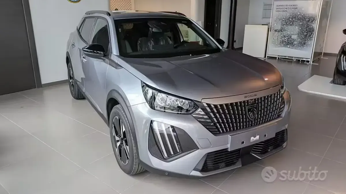 Nuova Peugeot 2008 Allure 100 CV (73 kW) 2026 Grigio SUV