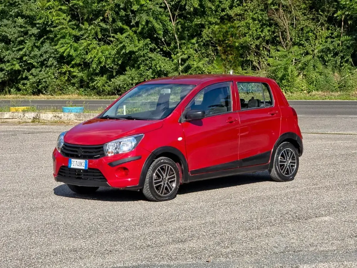 Usata Suzuki Celerio Style 68 CV (50 kW) 2016 Rosso Utilitaria