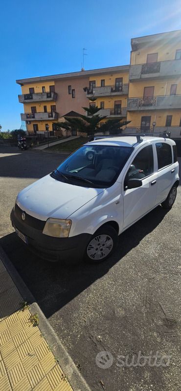 Bianco Usata 2006 Fiat Panda Due volumi | 2600 € - Immagine 1/4