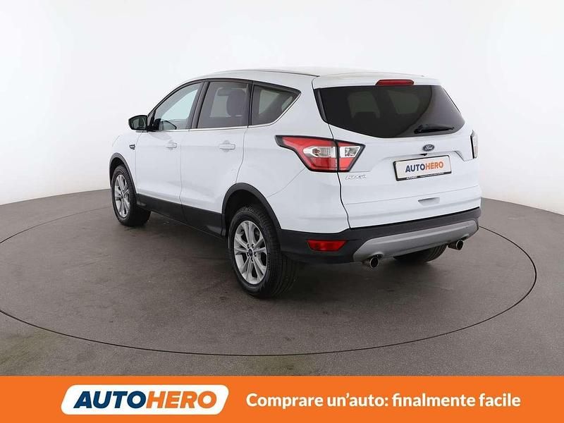Usata Ford Kuga Titanium 120 CV (88 kW) 2017 Bianco SUV
