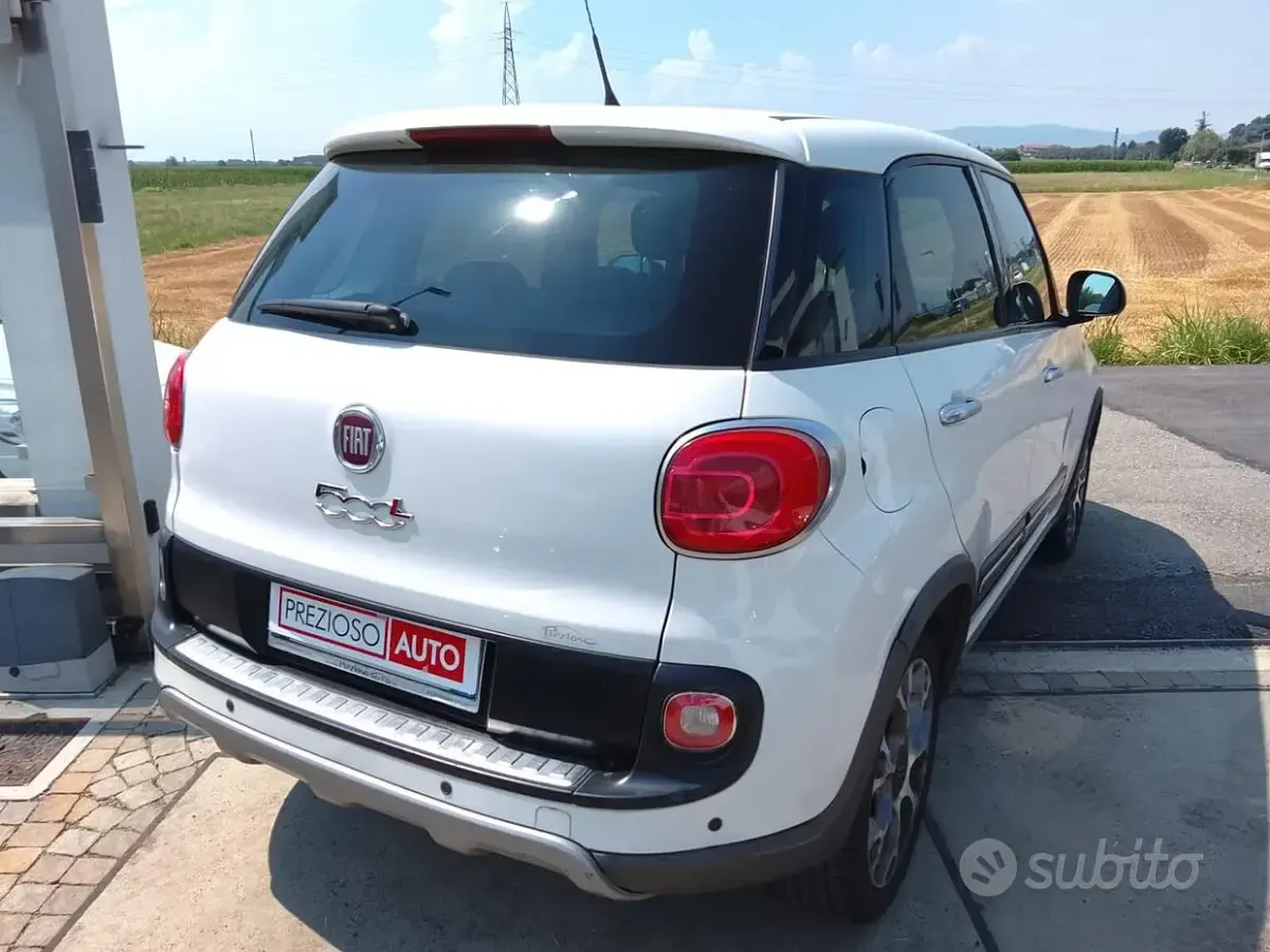 Usata Fiat 500L Trekking 85 CV (62 kW) 2014 Bianco Monovolume