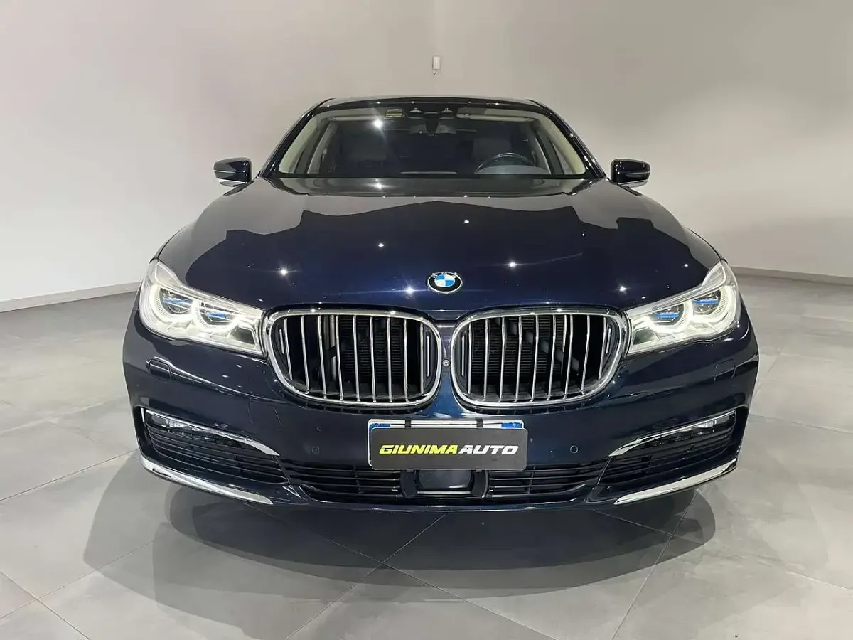 Usata BMW 730 265 CV (194 kW) 2019 Blu Berlina