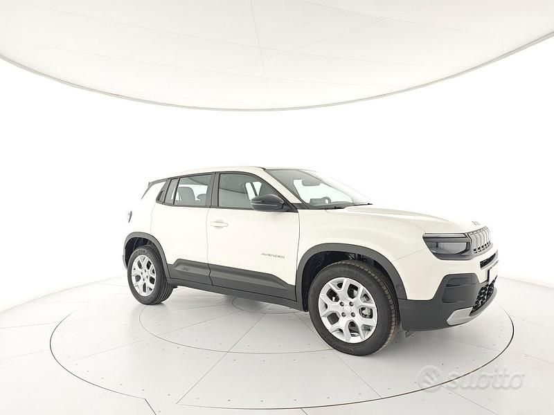 Usata Jeep Avenger Altitude 101 CV (74 kW) 2024 Bianco SUV